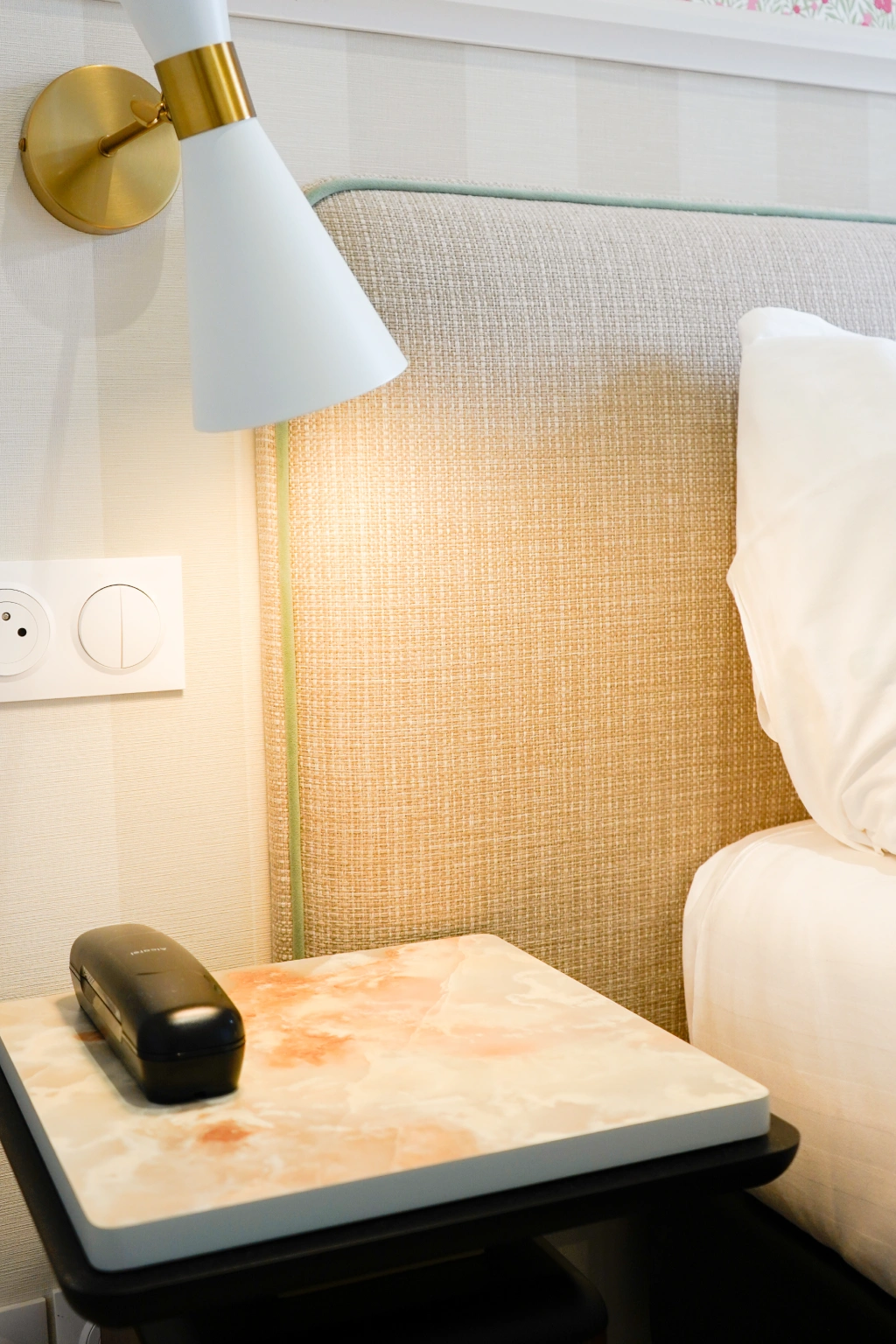 Hotel Joli Môme Paris - Room