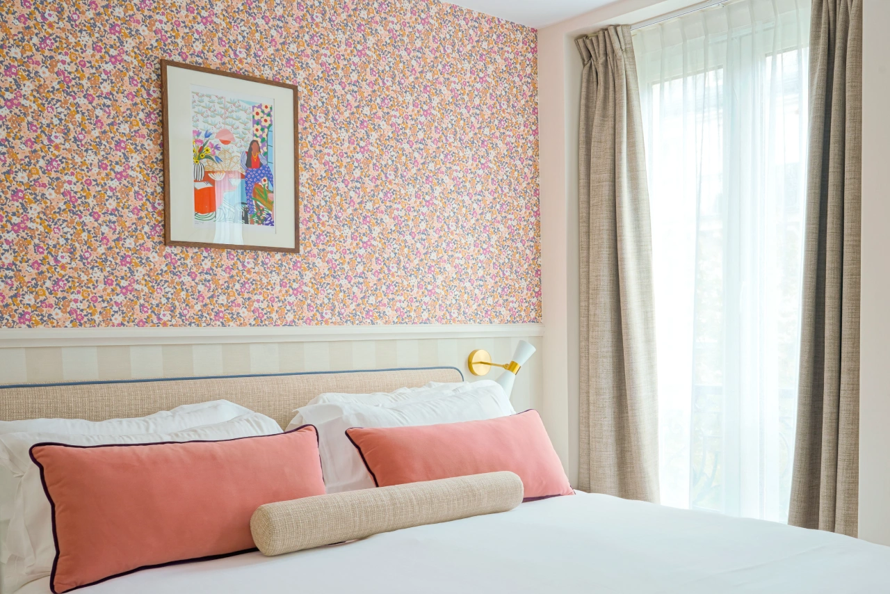 SUP-Hôtel Joli Môme Batignolles