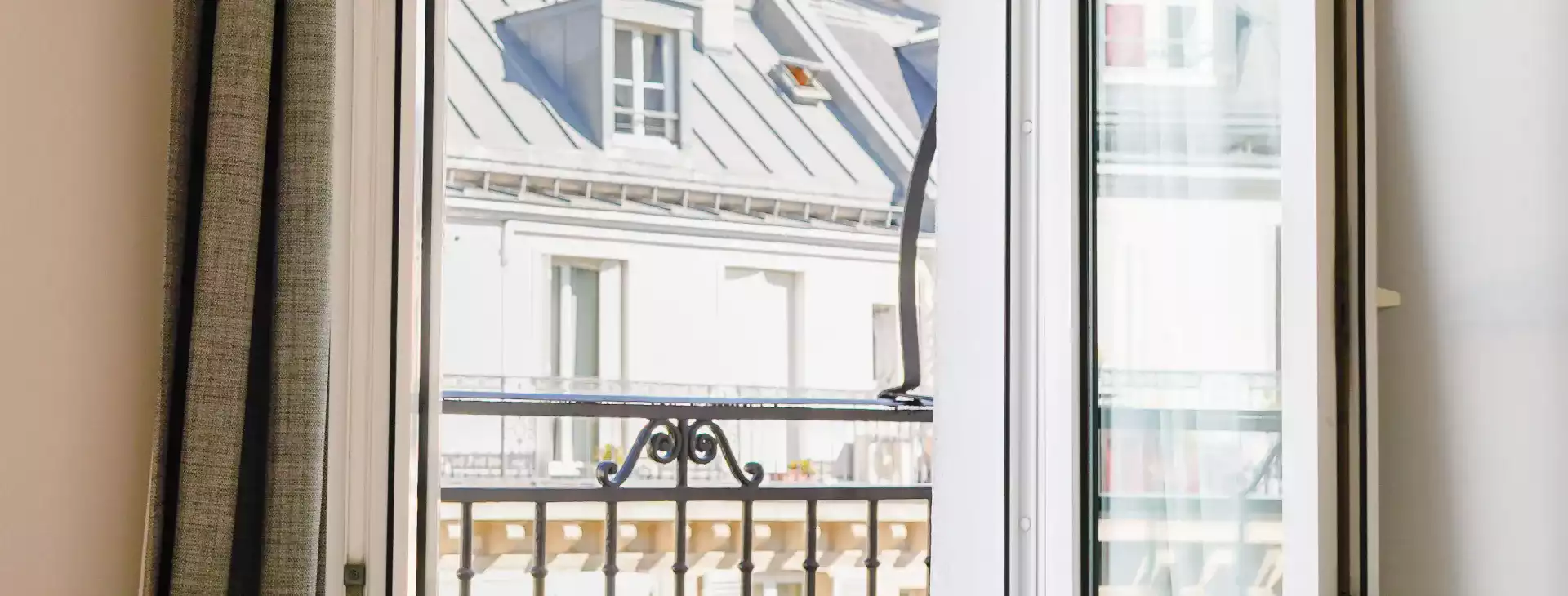 balcon superieure - Hotel Joli Mome